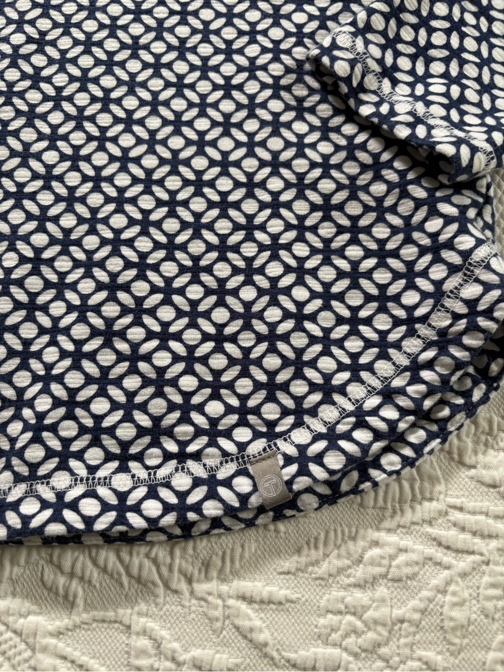 Talbots pullover sweatshirt leafy dot blue UPF 50 size L - Picture 4 of 12